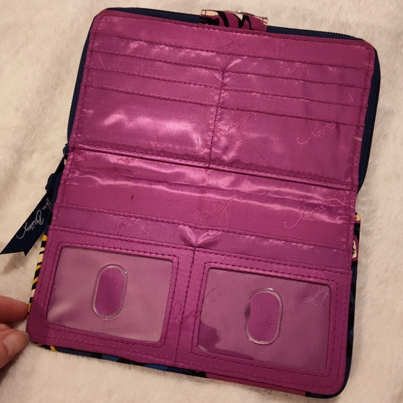 Like-New VERA BRADLEY Wallet - Picture 3 of 10